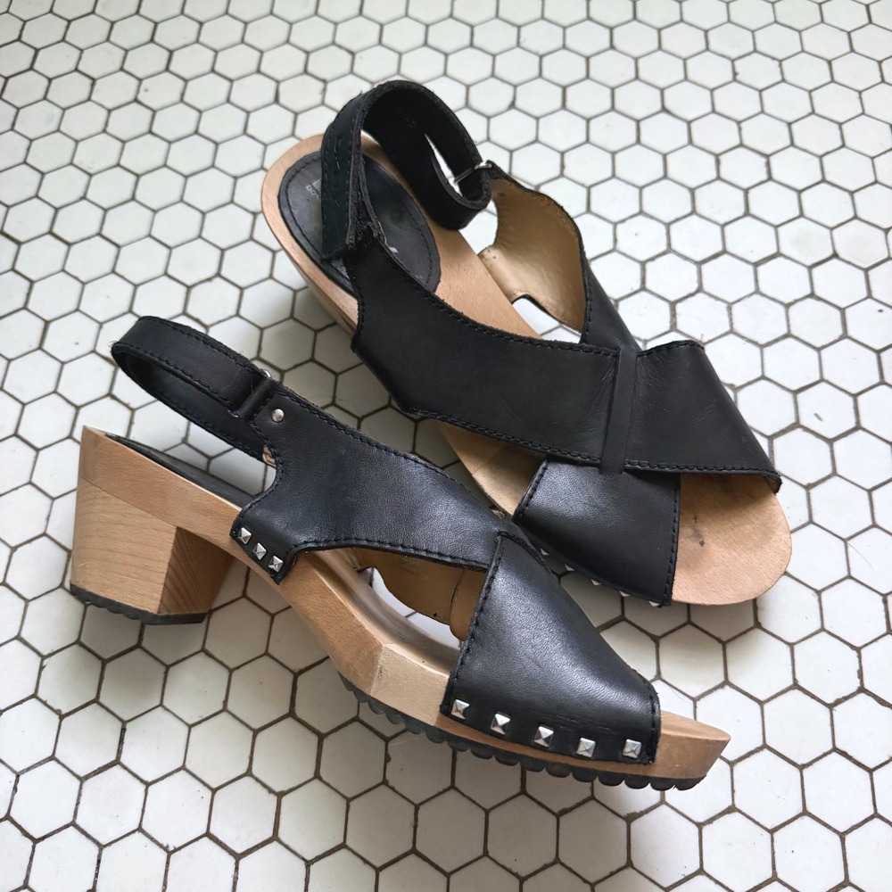 DKNY Wood Clog Sandals Black Leather Studded Platform Block Heel Slingback 10